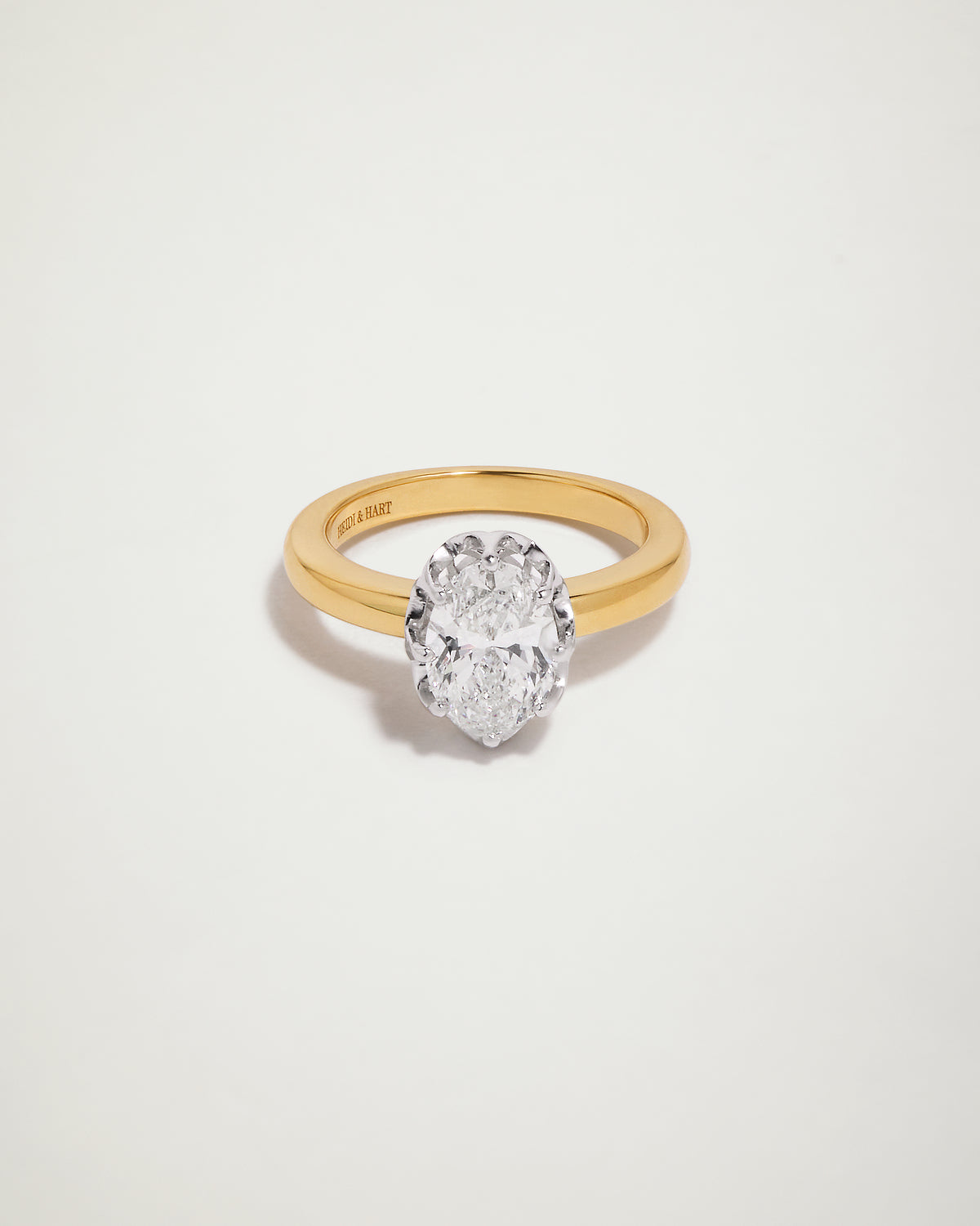 Scallop Heirloom Solitaire Oval Diamond Ring, YG