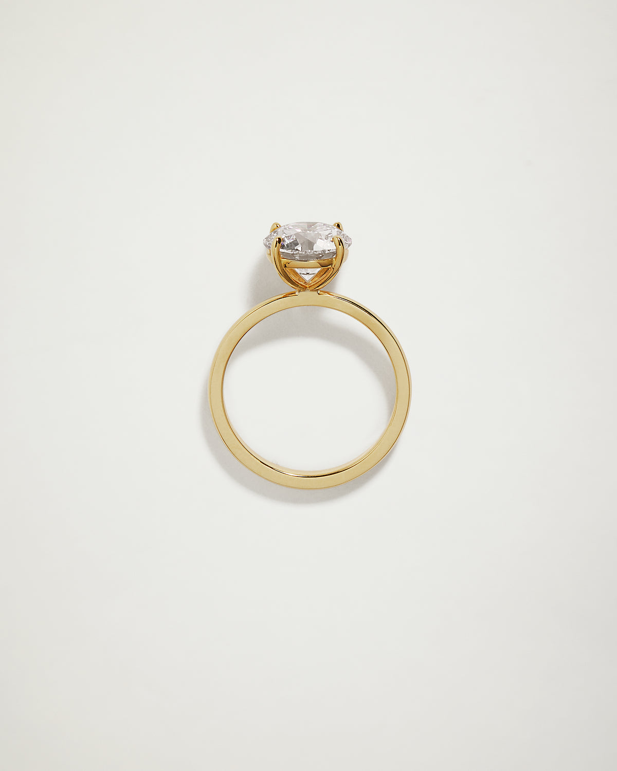 Round Brilliant Cut Engagement Ring, YG