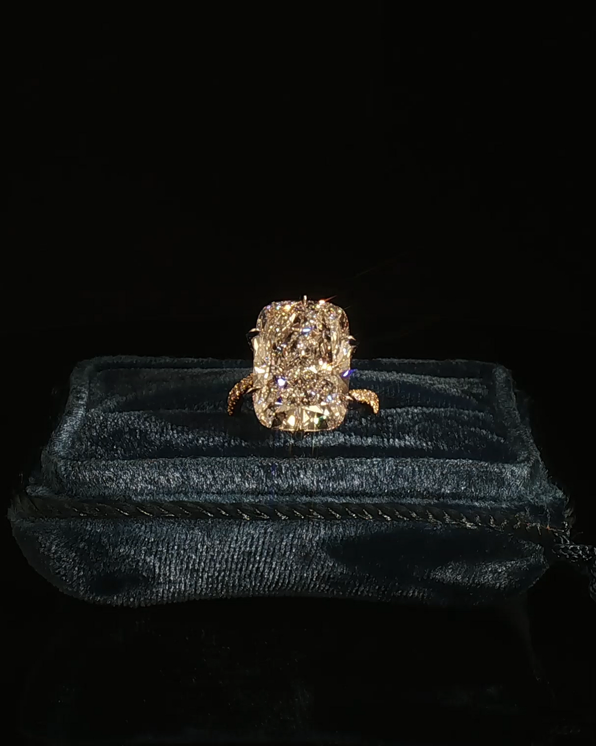 The Rose Lily 16.47ct Diamond Engagement Ring, YG